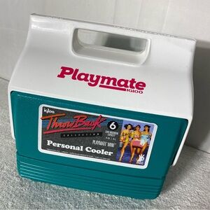 Igloo Playmate Retro Throwback Personal Sized Cooler in Teal and White